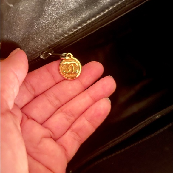 SOLD!! Auth CHANEL RARE Jumbo Maxi Flap Quilted Handbag Chain - Picture 6 of 11